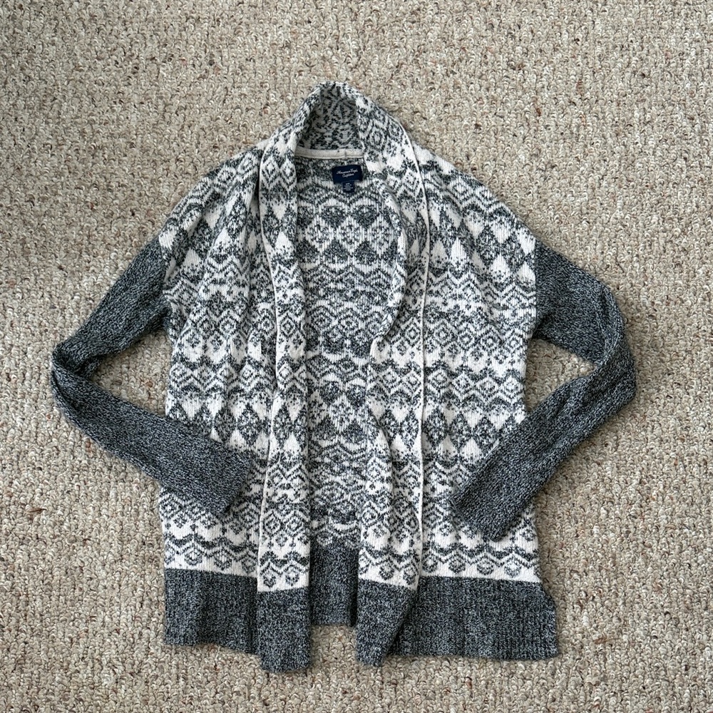 American Eagle Outfitters Black and White Knit Cardigan